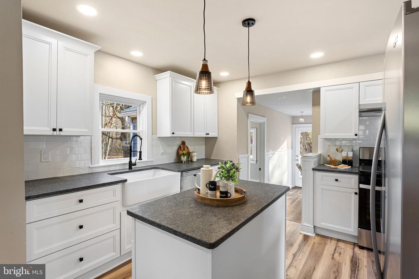 Property Photo:  945 Washington Avenue  NJ 08322 