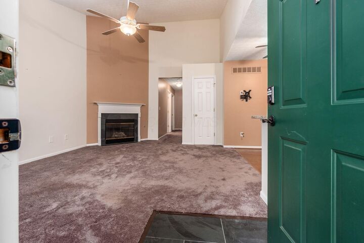 Property Photo: 539 S Market Street OH 43136