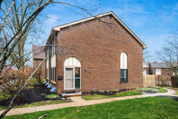 Property Photo:  5381 Valley E Lane  OH 43231 