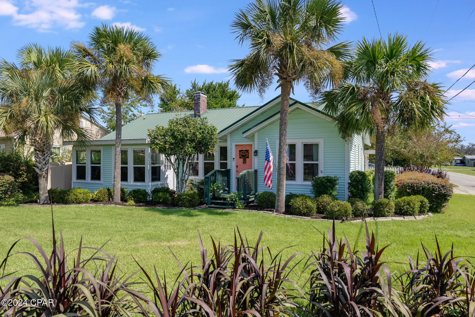 Property Photo: 200 N Cove Boulevard FL 32401