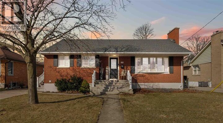 Property Photo:  1569 Indian Road North  ON N7V 4E1 