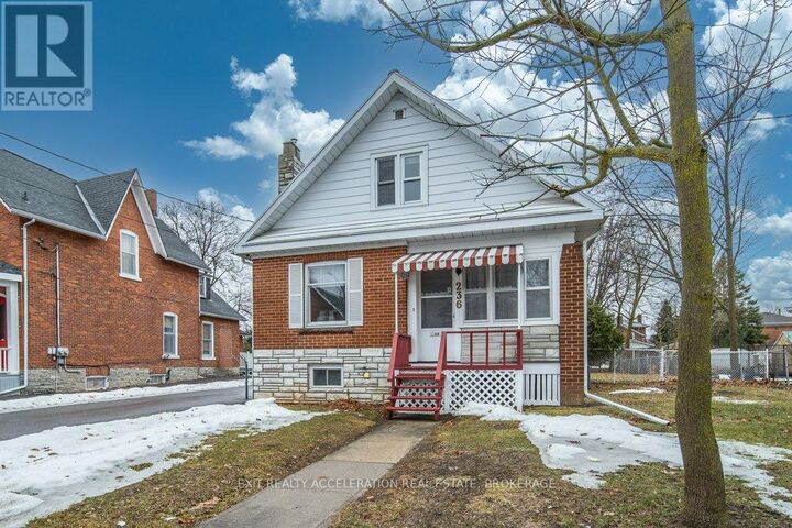 Property Photo:  236 East Street  ON K7R 1T2 