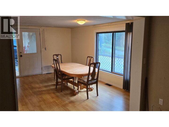Property Photo:  115 Lower Fauquier Road  BC V0G 1K0 