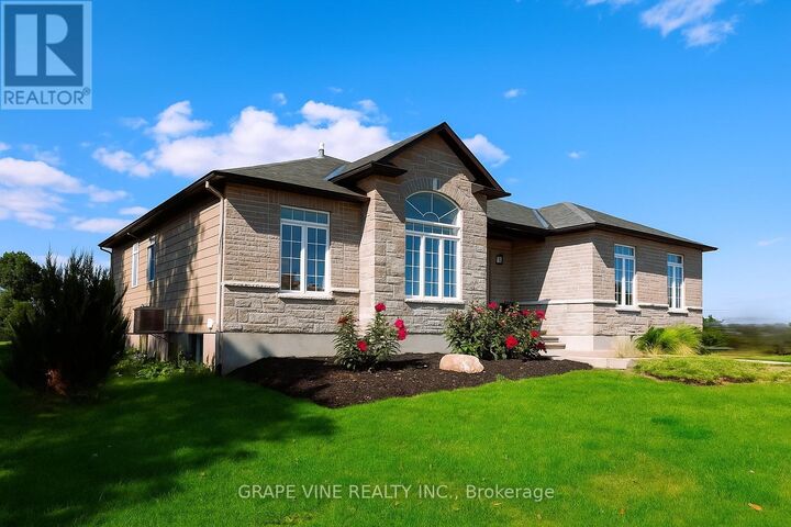 Property Photo: 138 Ashton Creek Crescent ON K0A 1B0