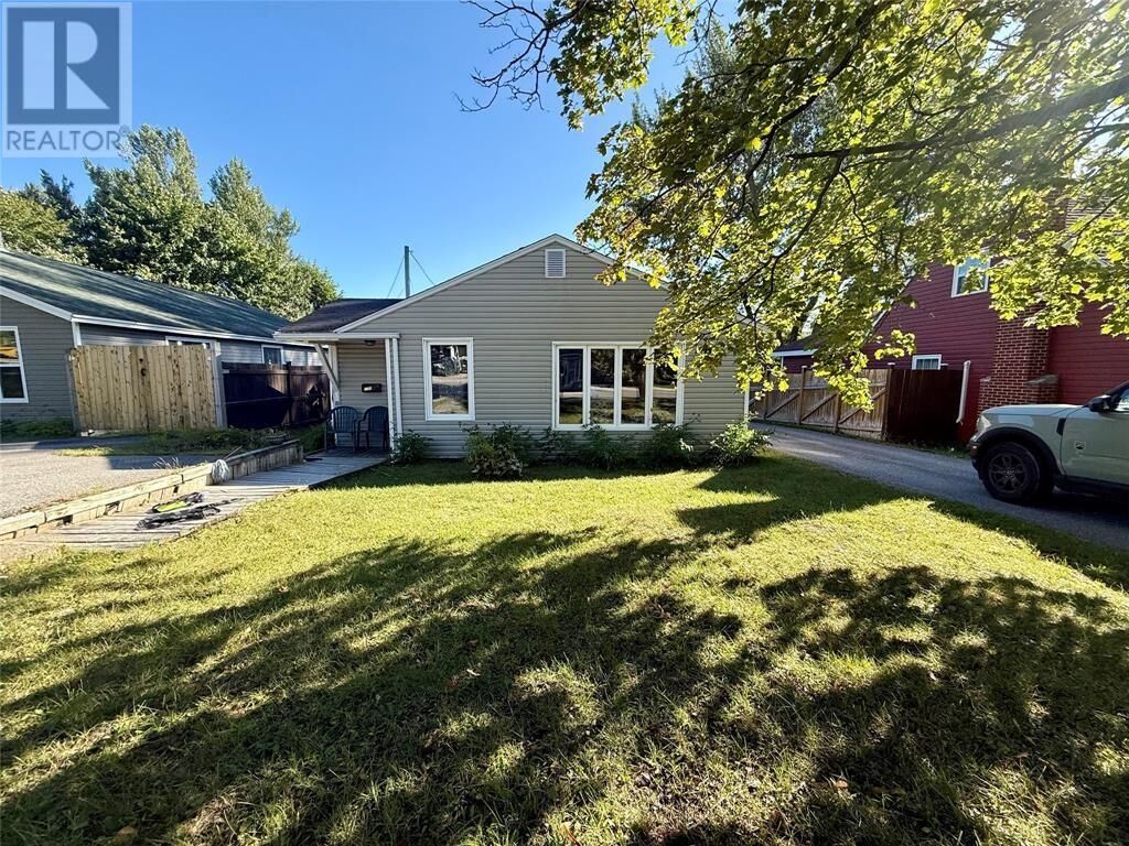 Property Photo: 120 East Valley Road NL A2H 2L2