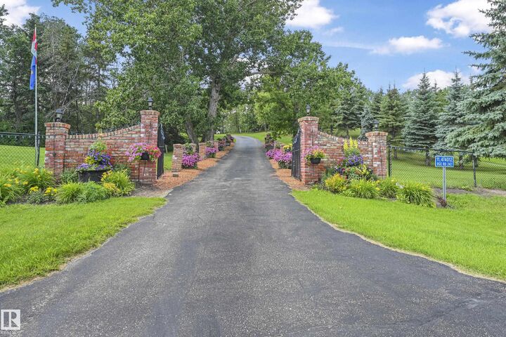 Property Photo: #11-474012 Rge Road 242 AB T0C 1Z0