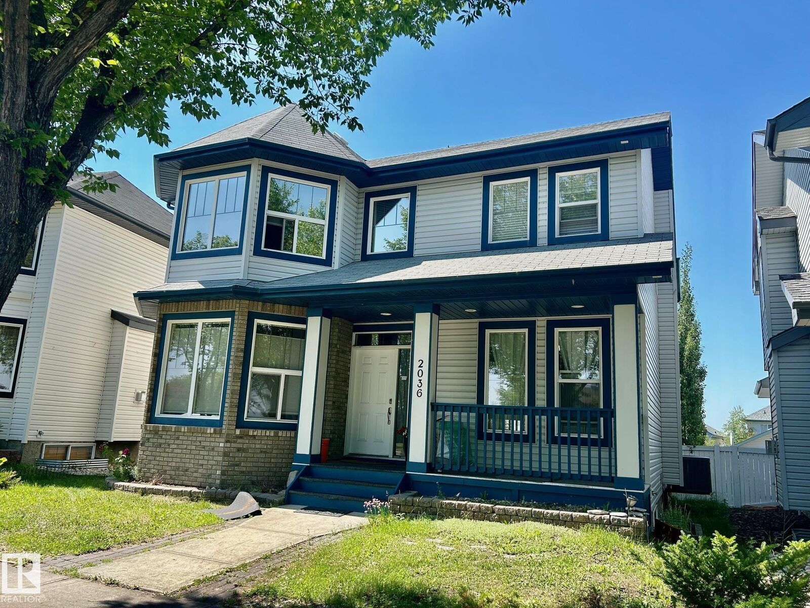 Photo de la propriété:  2036 Towne Centre Boulevard NW  AB T6R 3M7 