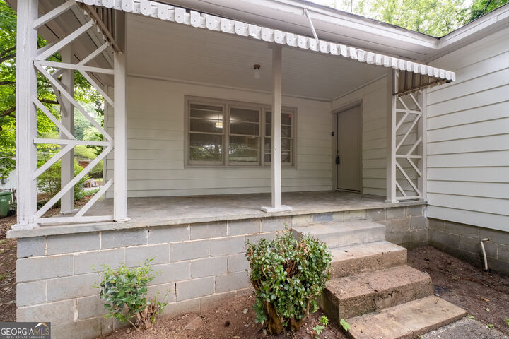 Property Photo:  1790 Stanton Road SW  GA 30311 
