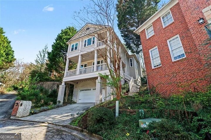 Property Photo:  2130 Briarlake Trace  GA 30345 