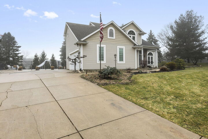 Property Photo: 32946 Barn Owl Court IN 46552
