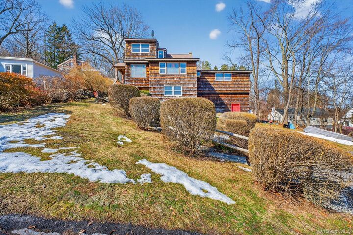 Property Photo:  17 Mary Avenue  NY 10541 