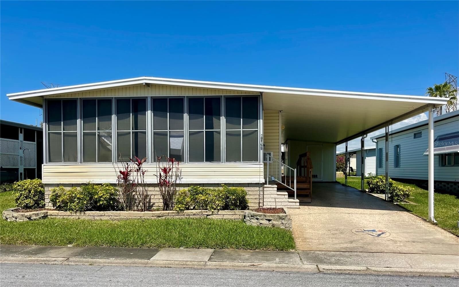 Property Photo:  159 Hickory Gate Drive  FL 34684 