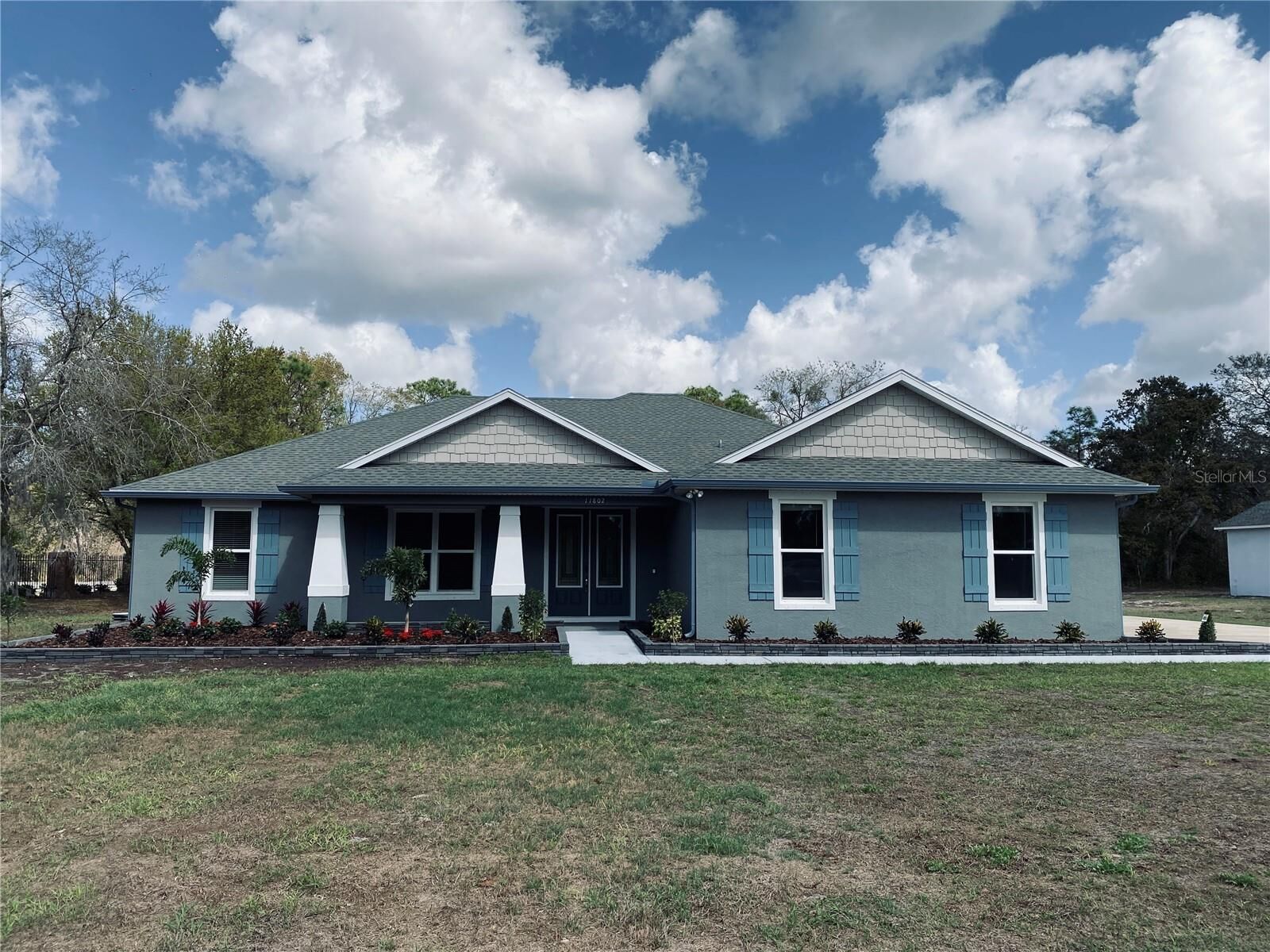 Property Photo:  11802 Shadow Run Boulevard  FL 33569 