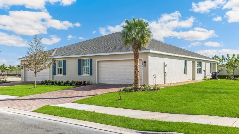 Property Photo: 16339 Bridle Ridge Street FL 33953