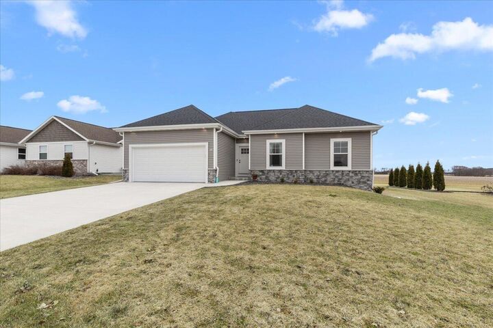 Property Photo:  510 N Helena St  WI 53010 