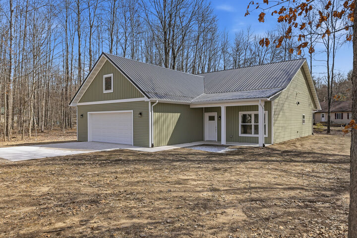 Property Photo: 9215 Edgewater Drive MI 49346