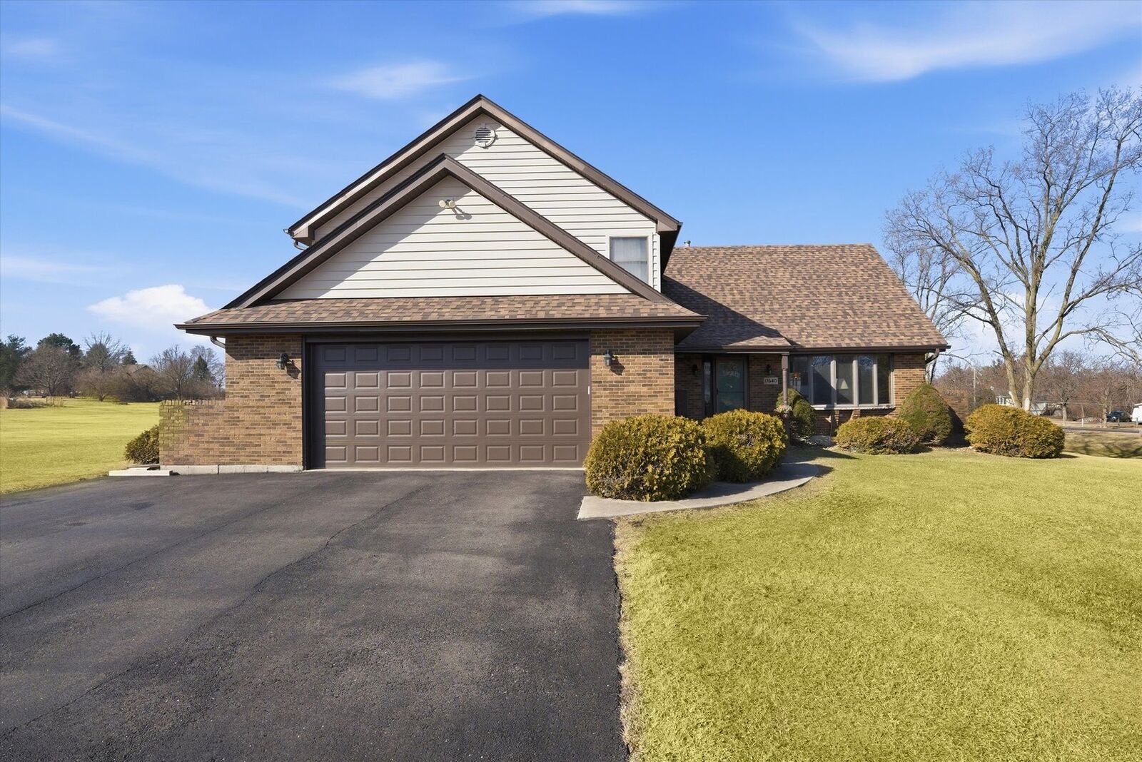Property Photo:  17640 S Foxboro Lane  IL 60491 
