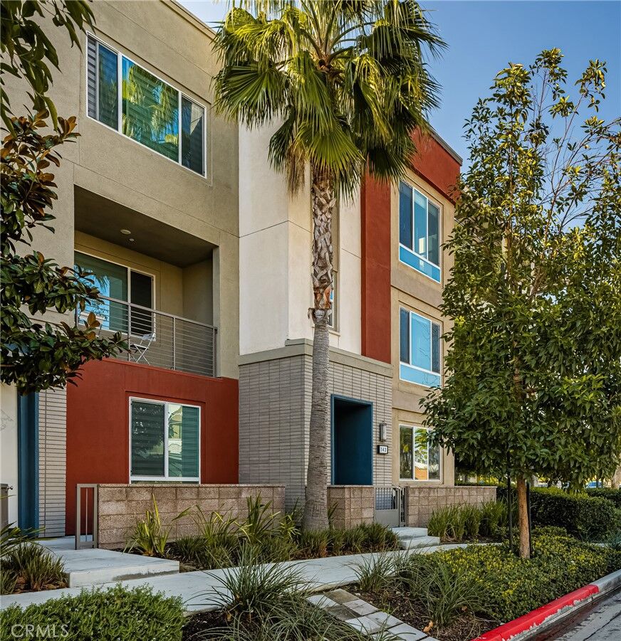 Property Photo: 143 Citysquare CA 92614