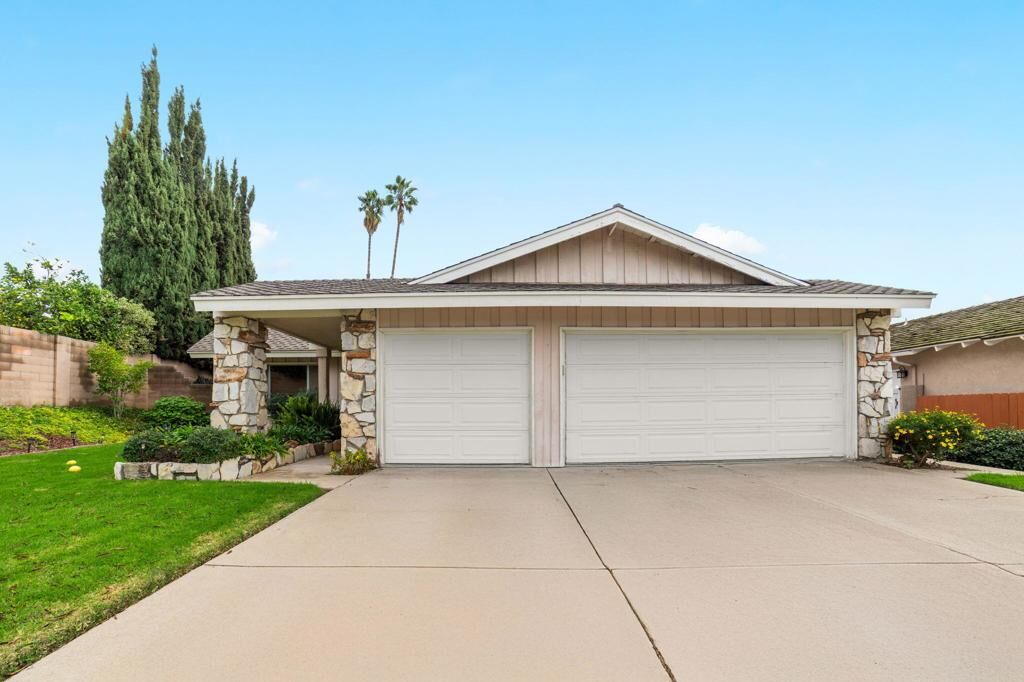 Property Photo: 3292 Greenleaf Drive CA 92823