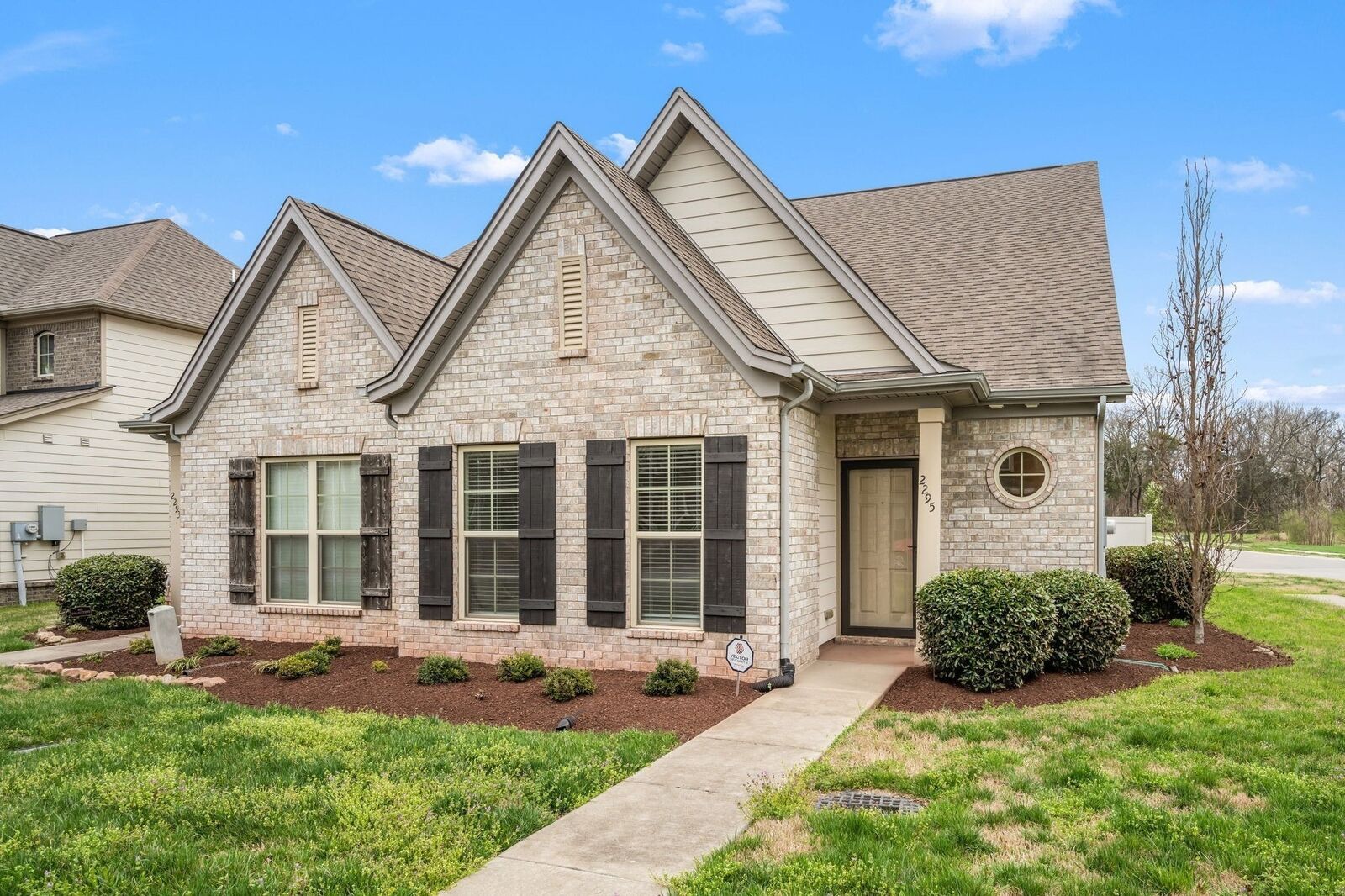 Property Photo:  2295 Cason Ln  TN 37128 
