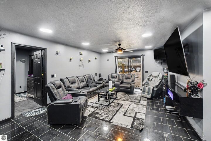 Property Photo: 11115 E Valley MI 48858