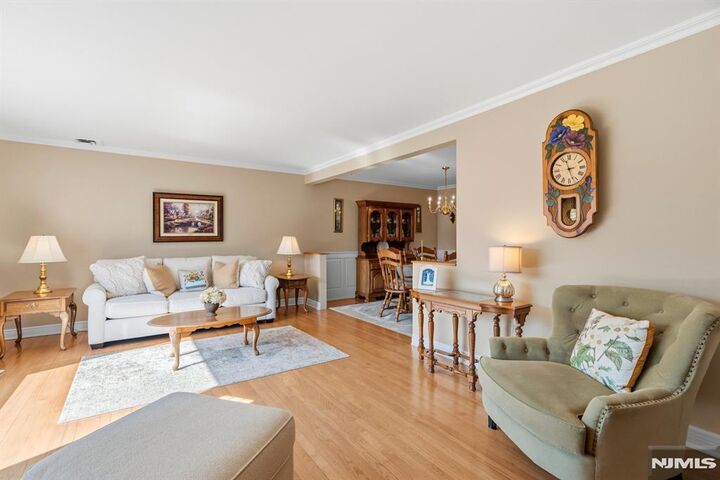 Property Photo:  262 Cornwall Road  NJ 07452 