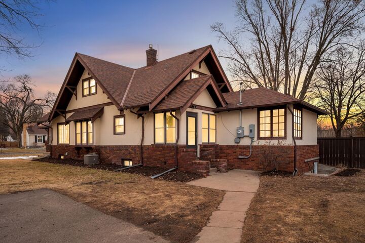 Property Photo:  4100 Vera Cruz Avenue N  MN 55422 