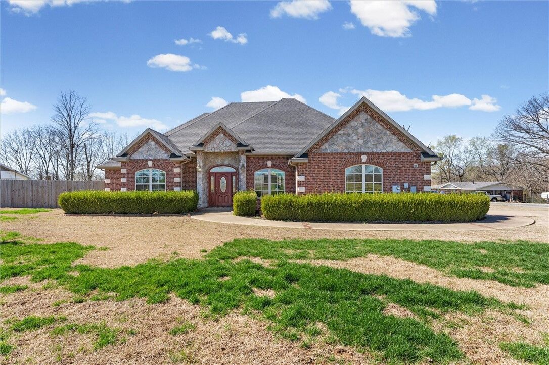 Property Photo:  200 W Kimberly Lane  AR 72756 