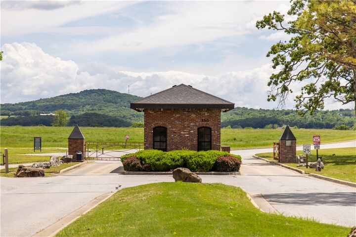 Property Photo:  2207 Riverfront Lane  AR 72703 