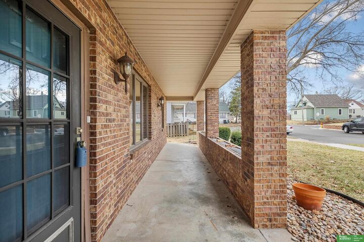 Property Photo:  4323 S 39th Street  NE 68107 