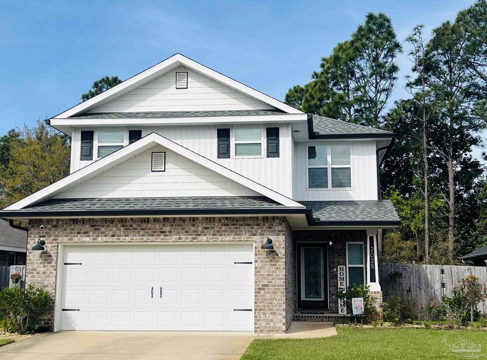 Property Photo:  2025 Sunset Pine Way  FL 32563 