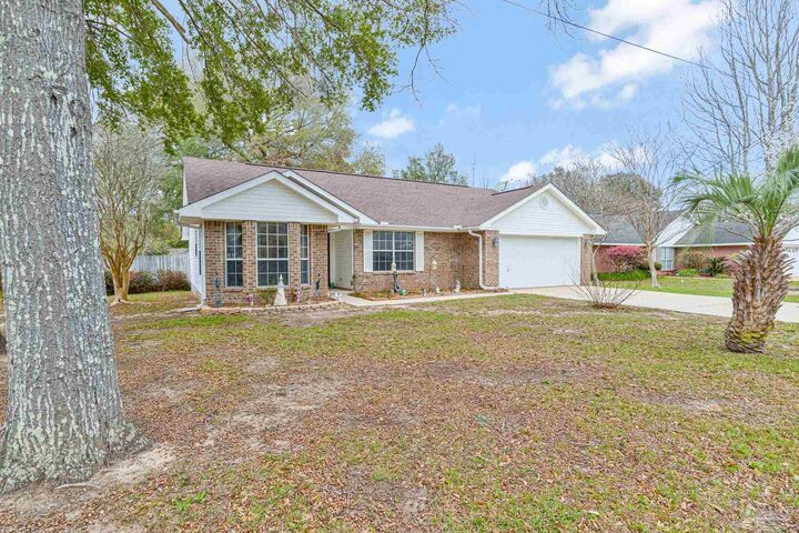 Property Photo:  6544 Eagle Crest Dr  FL 32570 