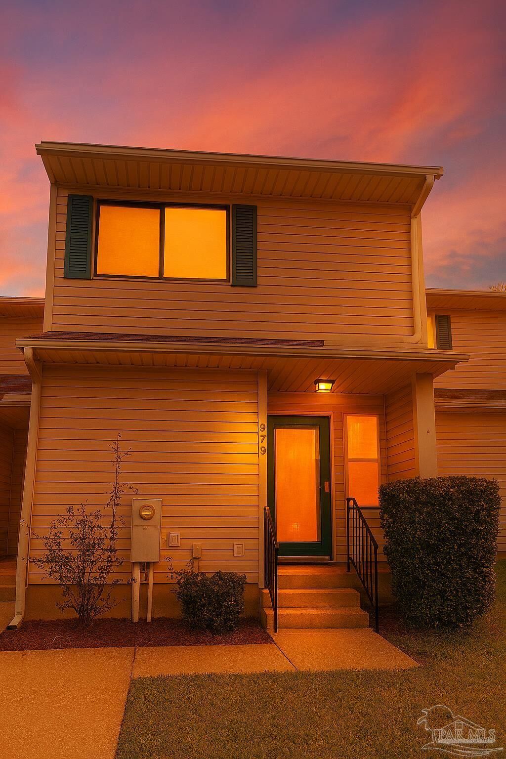 Property Photo:  929 Brookside Pl  FL 32503 