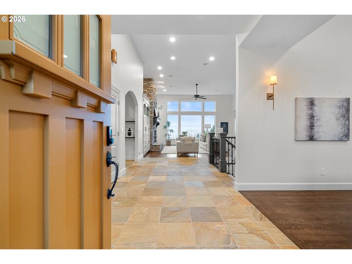 Property Photo:  1811 NW Cedar Ridge Dr  OR 97229 