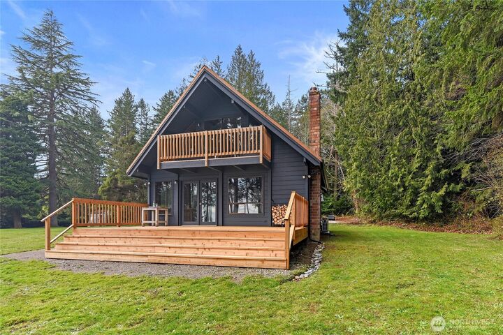 Property Photo:  34266  Pilot Point Road NE  WA 98346 