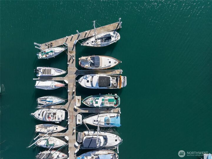 Property Photo:  141  Parfitt Way SW D34  WA 98110 