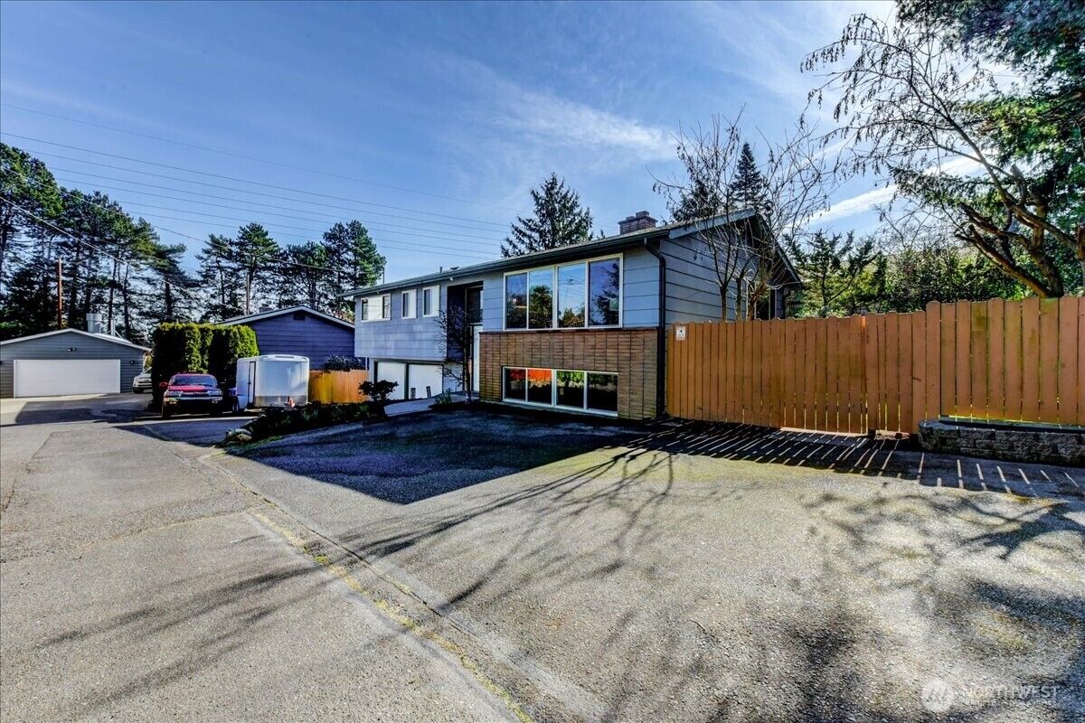Property Photo: 11242 A Fremont Avenue N WA 98133