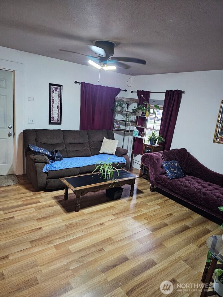 Property Photo:  1332  Central Blvd  WA 98531 