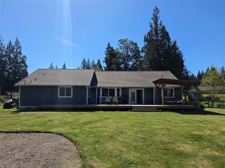 Property Photo:  235 E Heights Place N  WA 98528 