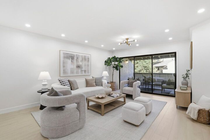 Property Photo: 3226 Kimber Court 104 CA 95124