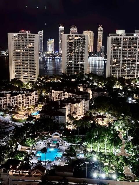 Property Photo:  1000 W Island Blvd 2908  FL 33160 