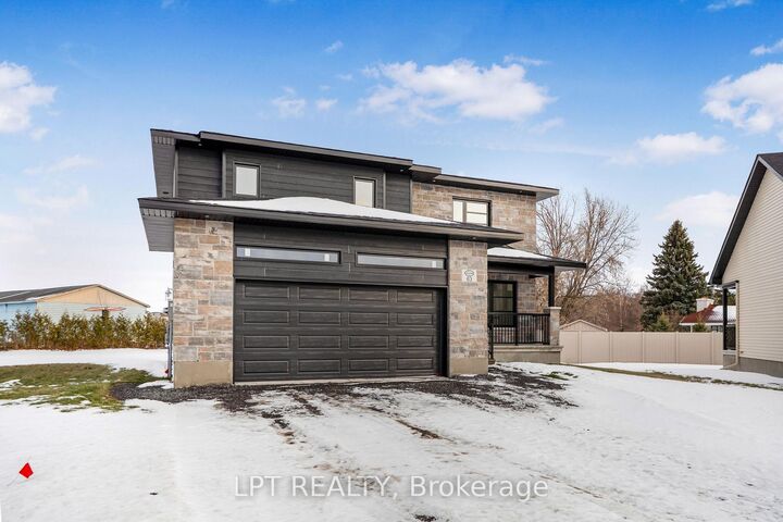 Property Photo: 63 Chateauguay Street ON K0A 1W0
