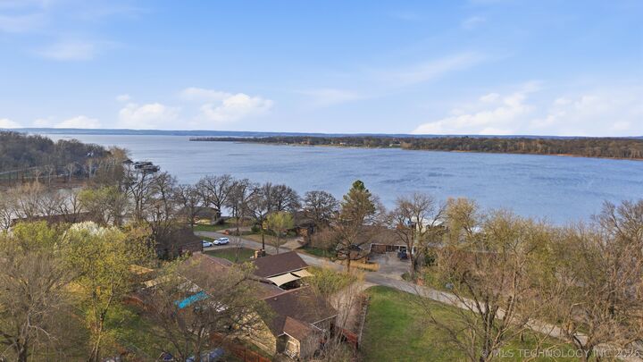 Property Photo:  1504 Carey Drive  OK 74344 