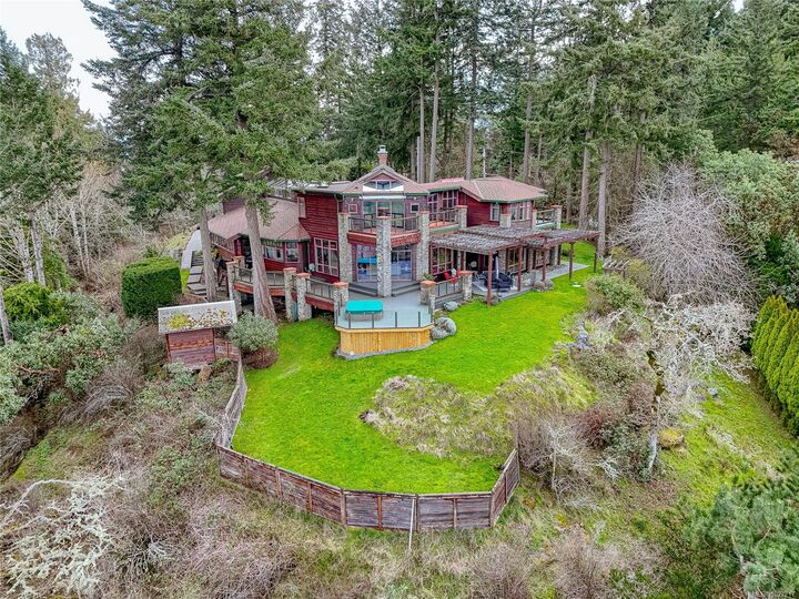 Property Photo:  1126 Highview Pl  BC V8L 5J9 