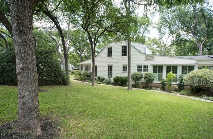 Property Photo:  2203 Griswold Lane  TX 78703 