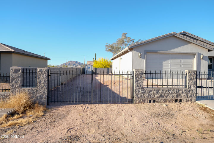 Property Photo:  11538 E 4th Avenue  AZ 85120 