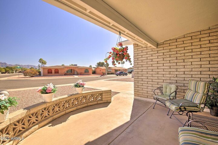 Property Photo:  908 S Ocotillo Drive  AZ 85120 