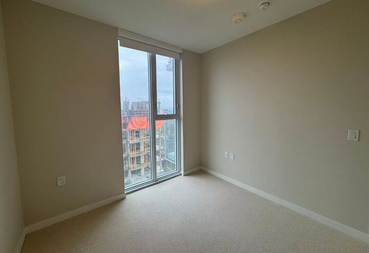 Property Photo:  485 West 42 Avenue 10xx  BC V5Z 3A6 