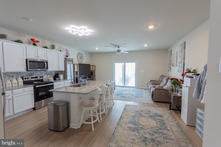 Property Photo:  38 Bloomsbury Street  WV 25419 