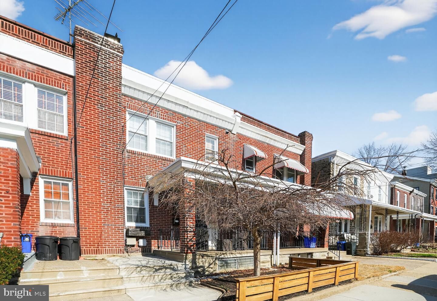 Property Photo:  404 Kingsley Street  PA 19128 